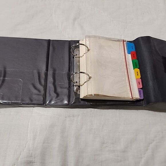 LARGE LOT of Weight Watchers Items - Binder, Booklets, Tongs, & Charms/Keychains - Picture 5 of 15